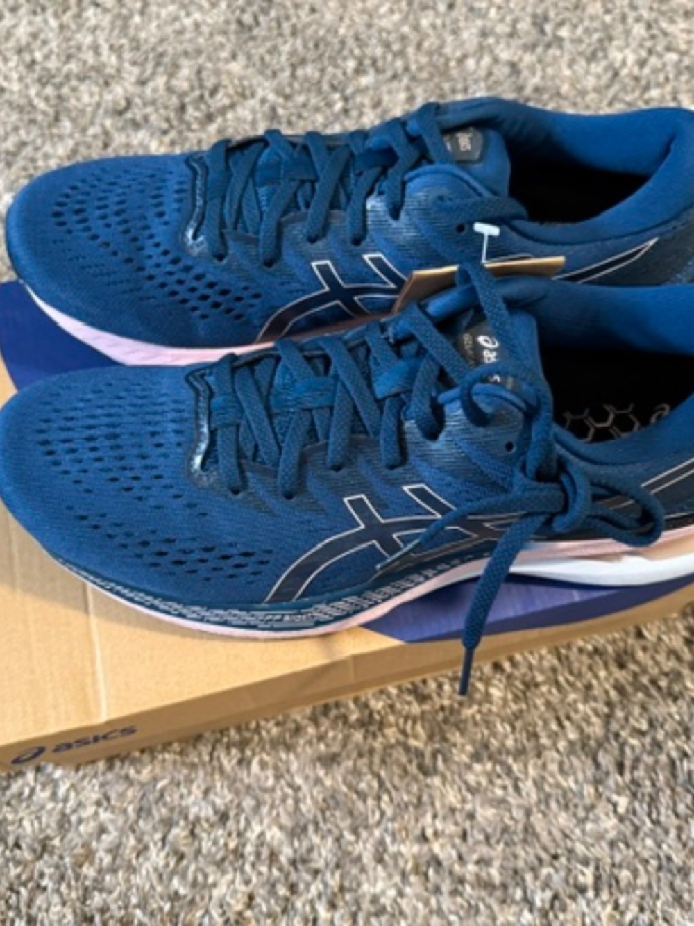 Asics Gel-Kayano 28 'Barely Rose'/Marko Blue Women Size 11 (reg) NIB - Picture 2 of 5